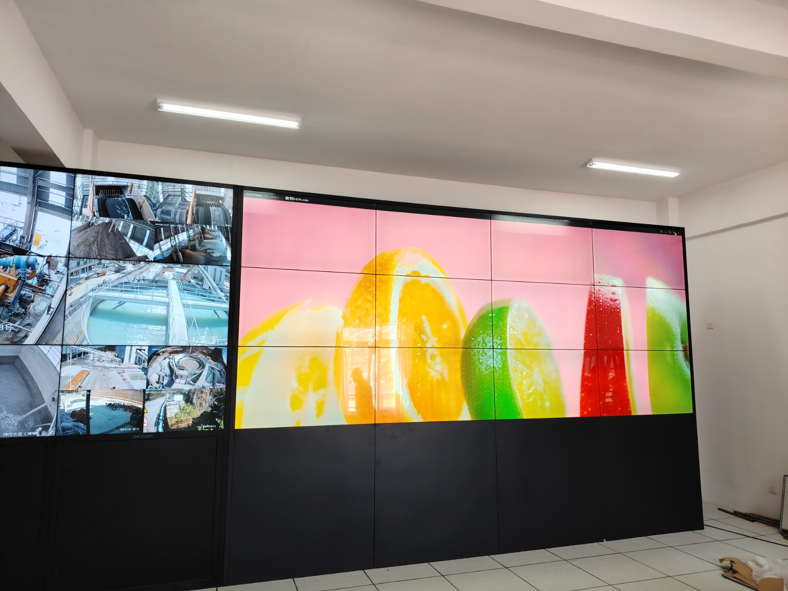 卡迪富55寸3.5mm拼接屏