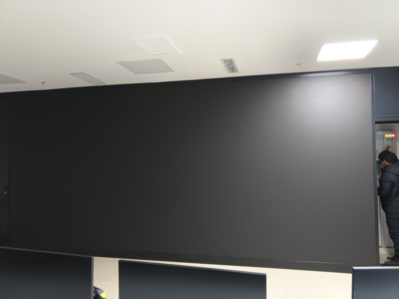 大屏幕led显示屏P1.53