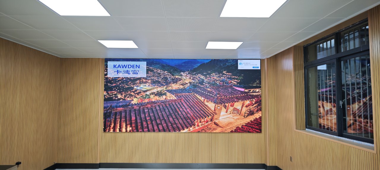 西藏林芝项目P1.25COB显示屏案例图片分享